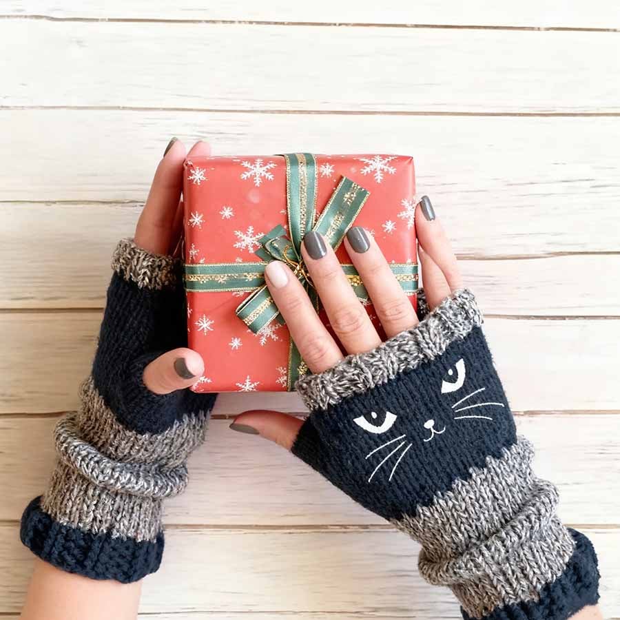 ❄️🐾Cat Knitted Embroidery Fingerless Gloves