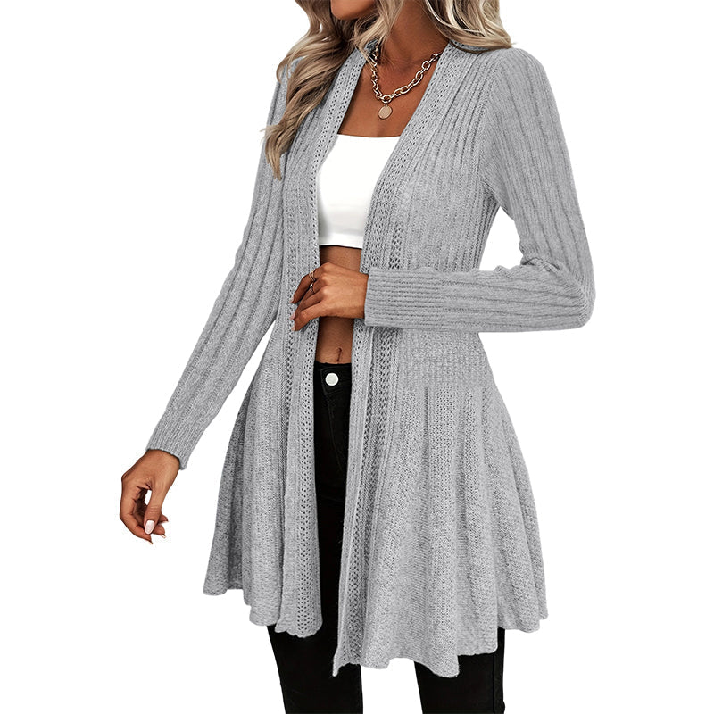 🧥 Elegant Knit Cardigan — Soft, comfortable, and versatile; perfect for any occasion.