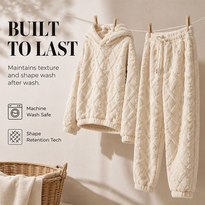 🔥🍂 Embossed Geometric Plush Set – Timeless Comfort & Effortless Style For Every Occasion