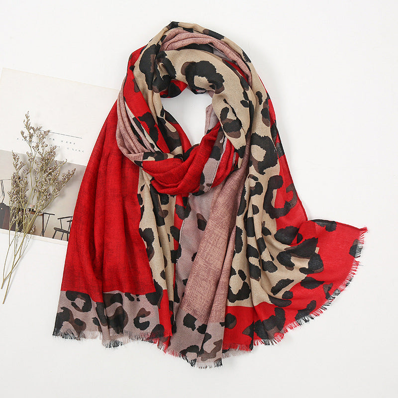 🌸🧣Versatile Lightweight Leopard Print Shawl Scarf